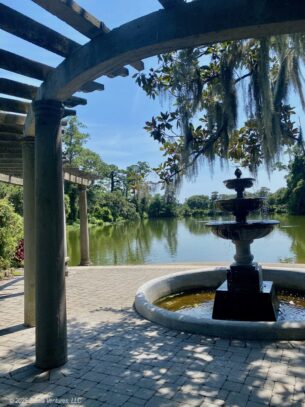 Wilmington Airlie Lakefront Pergola