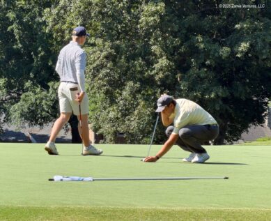 Golf Lining up a Putt