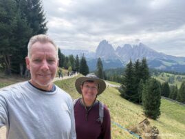 Ortisei Seiseralm Shannon Ken with Sassolungos